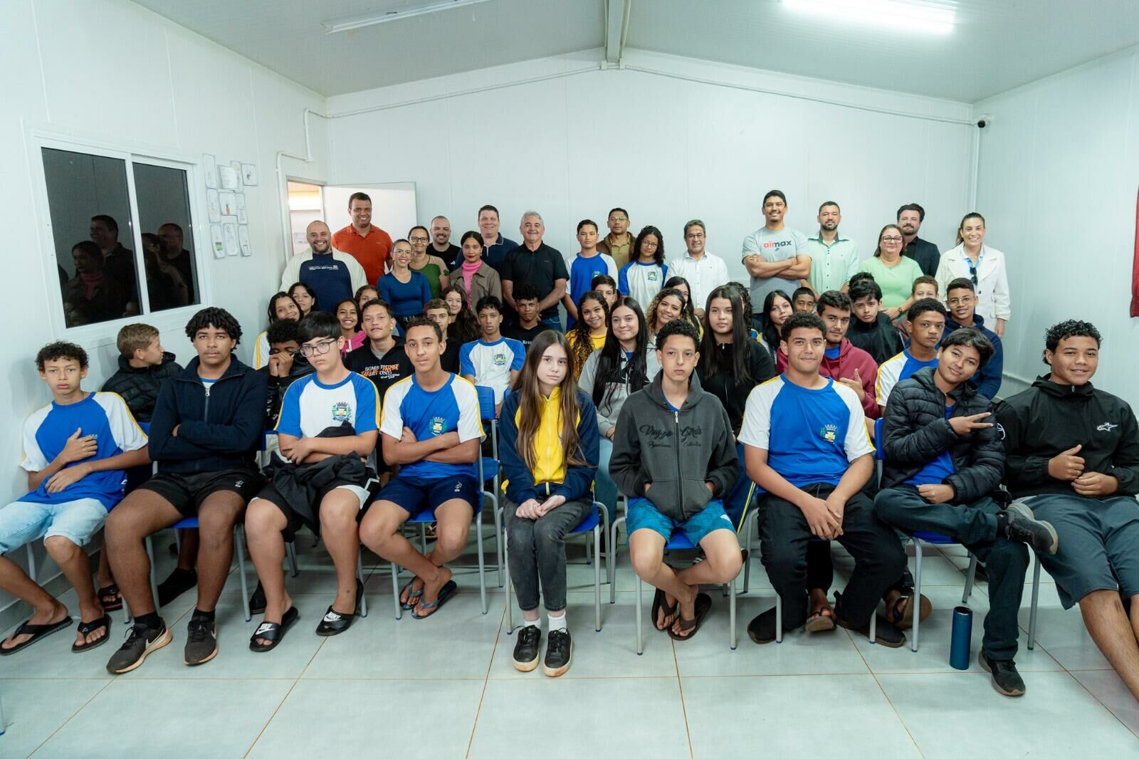 Imagem de compartilhamento para o artigo Câmara Vai à Escola leva educação cidadã a alunos da Escola Manoel de Barros em Chapadão do Sul da MS Todo dia
